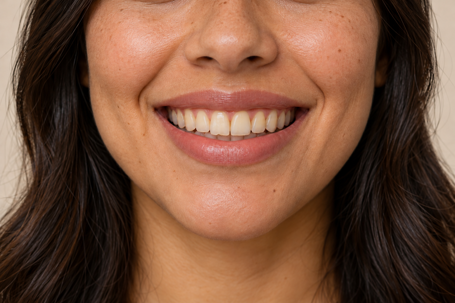 Versión inicial simulada de la sonrisa de una persona adulta